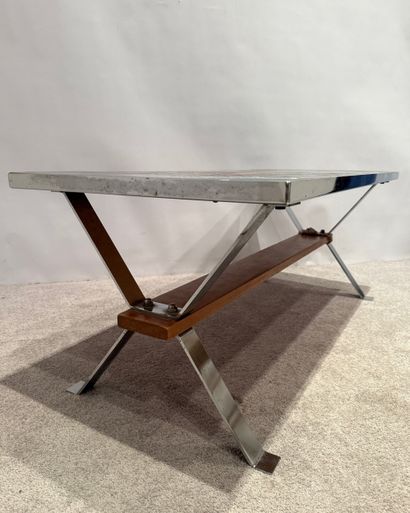 Années 1960-1970. Table basse ou coffee table.
Métal...