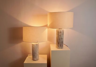 Paire de lampes en céramique engobe, blanche...