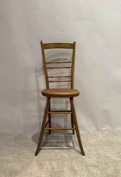 Fin XVIIIe. Chaise d'enfant hauteur pour...