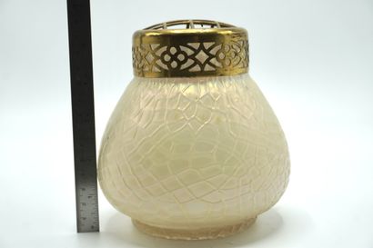 Wilhelm Kralik. Verre de Bohême. PIQUE FLEURS...