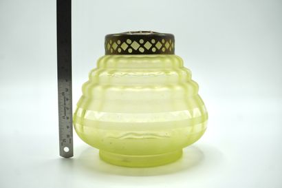 PIQUE FLEURS 082. Couleur vert eau. Moye...