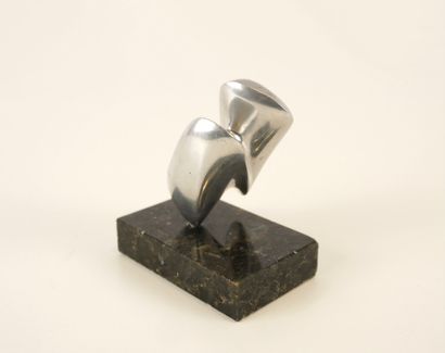 Petite sculpture en Fonte d'aluminium, forme...