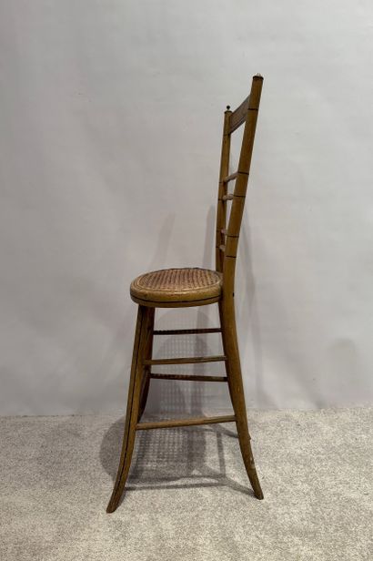 Fin XVIIIe. Chaise d'enfant hauteur pour...