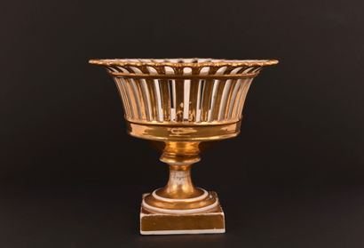 Epoque empire. Paire de coupes à fruits en...
