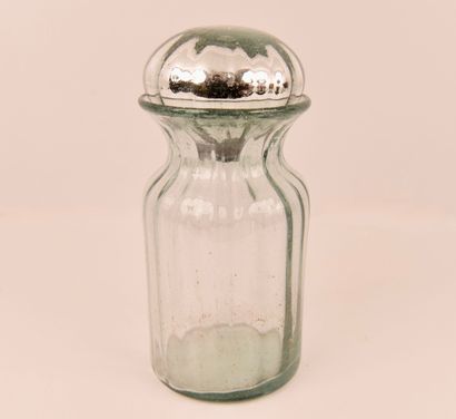 Pot en verre et bouchon en sulfure