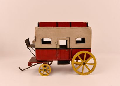 Jouet ancien. Roulotte en bois