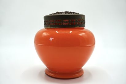 PIQUE FLEURS 053. En verre orange. Moyen