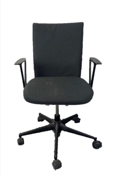 Antonio Citterio(1950) pour Vitra. Fauteuil...