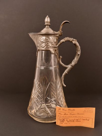 Art-nouveau. Cruche, pichet en verre taillé...