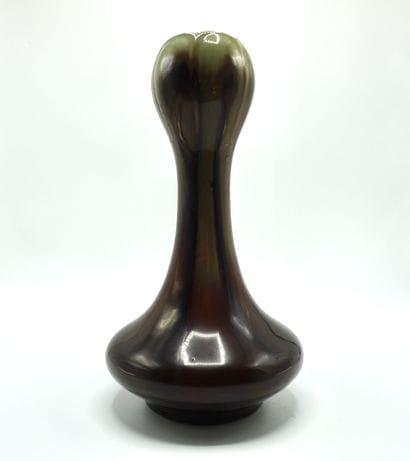 Art nouveau. vase en céramique. H 30cm