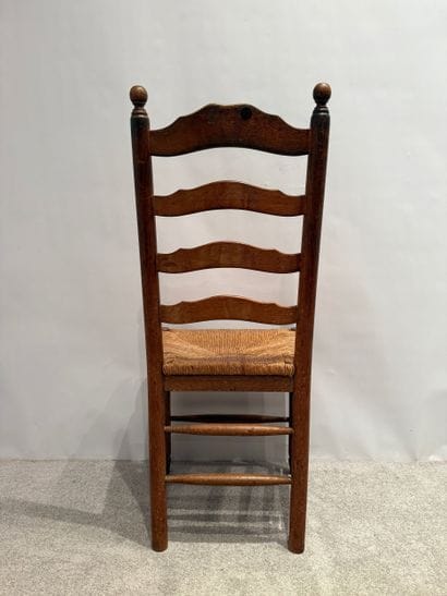 Année 1950. Série de 10 chaises en chêne,...