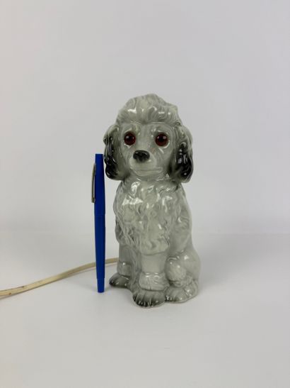 Veilleuse. Caniche en porcelaine
H. 19cm