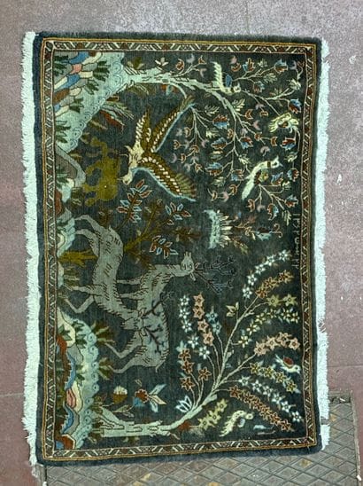Tapis persan scène de chasse Shekargah.
Haute...