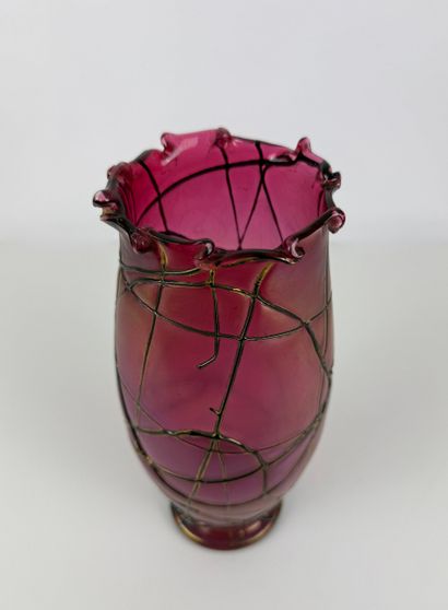 PALLME Konig Habel. Inv 26004 / 7
Verre irisé...