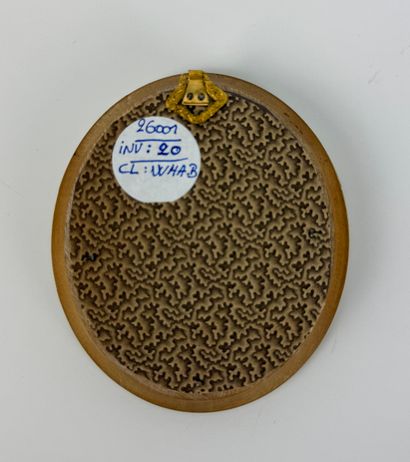 Oval miniature in a bone frame.
Dimensions:...