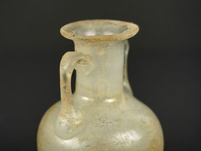 Petit vase à l'antique. 1951-1961 
Une expérience:...