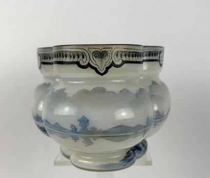Hand-decorated opaline glass violonnée cup....