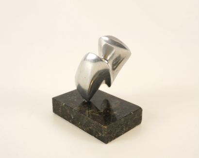 Petite sculpture en Fonte d'aluminium, forme...