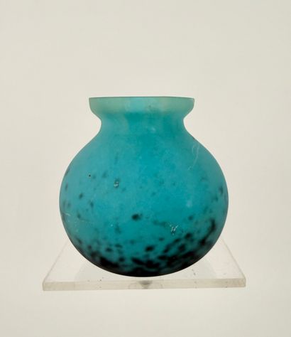 VERRE FRANCAIS. Attribué à. Inv 26004 / 56
Petit...