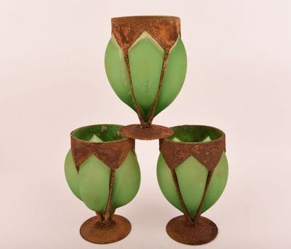 OPALINE de couleur verte. Ensemble de trois...