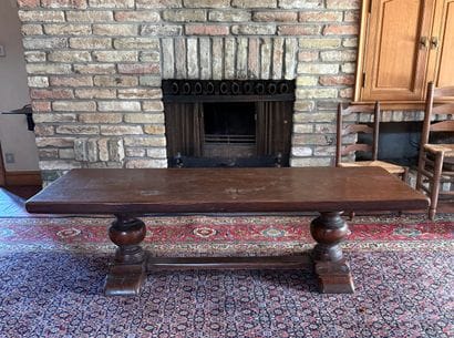 Table basse ou table de salon en chêne .
Modèle...