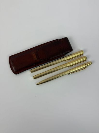 Three-piece set, ballpoint pen, felt-tip...