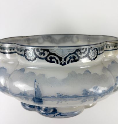 Hand-decorated opaline glass violonnée cup....