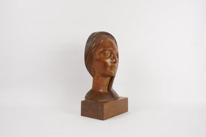 MATEU. Sculpture en bois représentant un...