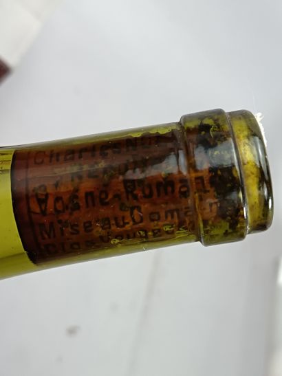 2 Bouteilles CLOS DE VOUGEOT Grand cru 1969
-...