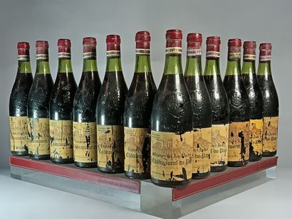12 Bottles CHÂTEAUNEUF DU PAPE 1970
- Château...