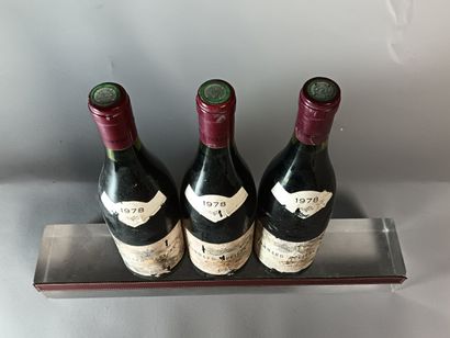 3 Bottles POMMARD 1er Cru RUGIENS 1978
-...