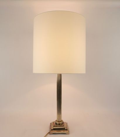 SILVER METAL. Large lamp base in silver-plated...