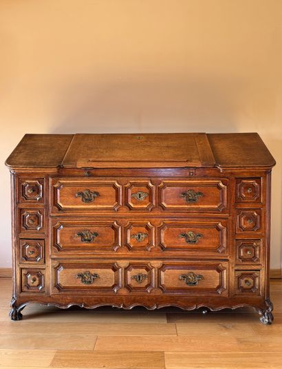 Chest of drawers Inv 26016-29.
Piece of furniture...