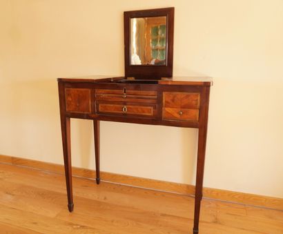 Dressing table. Inv 26016-50.
Nice little...