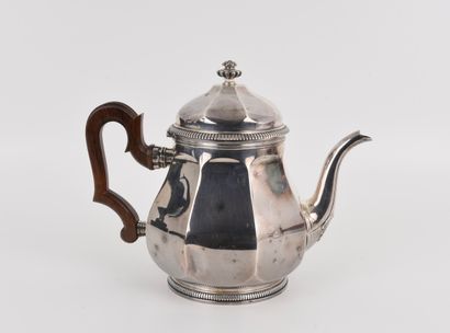 SILVER. Silver coffee service. Inv 26016-6.
Composed...