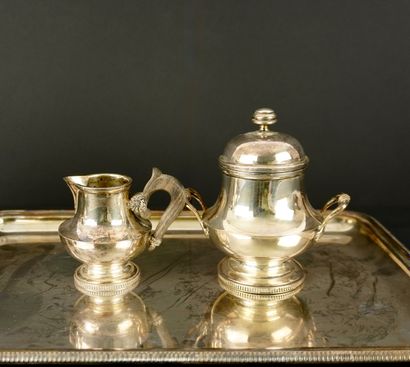 SILVER METAL. Silver-plated metal coffee...