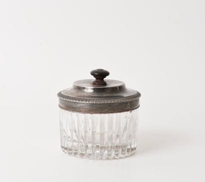 SILVER. Sugar bowl in silver and cut glass....