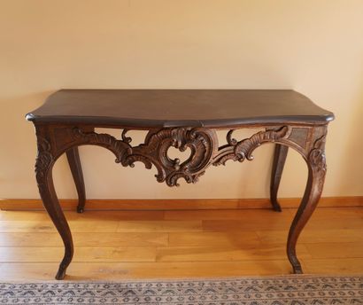 LIEGE. Inv 26016-25. Game table in carved...