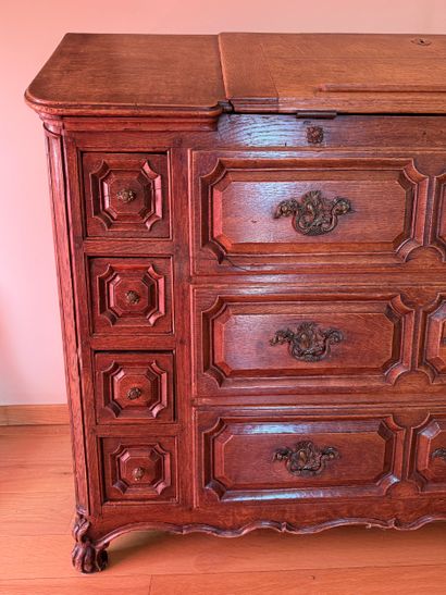 Chest of drawers Inv 26016-29.
Piece of furniture...