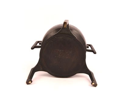CHINA. Circa 1900. Bronze brazier