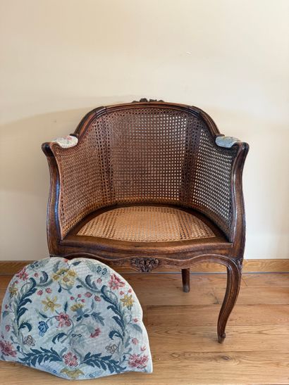 Louis XV style armchair, carved. 
The caning...
