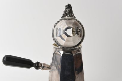 ARGENT. Verseuse en argent. Inv: 26016-4....