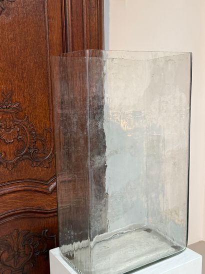 Vers 1970. N°inv23005-615.
Grand vase en...