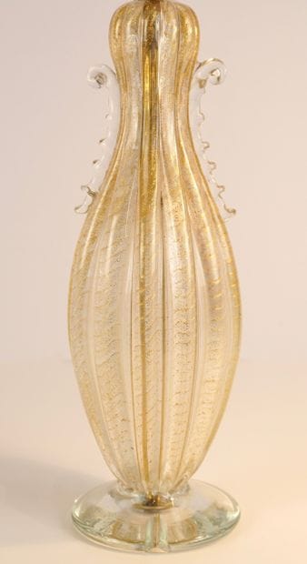 Murano vers 1930. Pied de lampe avec inclusion...