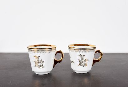 Porcelain. N°Inv: 26006-30.
Pair of wedding...