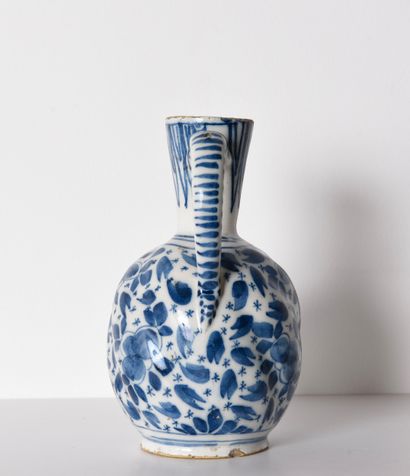 DELFT. Pitcher. Inv 26016-22.
Period : Early...