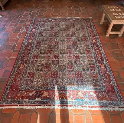 Persian rug. BidJar. Inv. N°9 V 26007.
High...