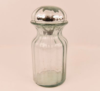 Glass jar with sulfide stopper