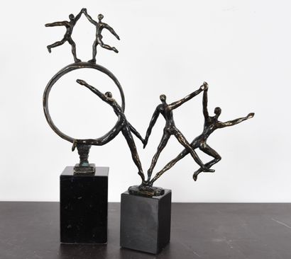 Sculpture, N°Inv: 24002. 
Set of 2 brass...