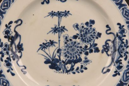 CHINA. 18th century. China blue and white...